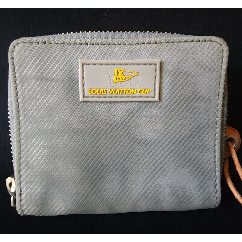 Louis Vuitton Cup 2000 LV Wallet Zipper Small Coin Purse Limited Edition Rare